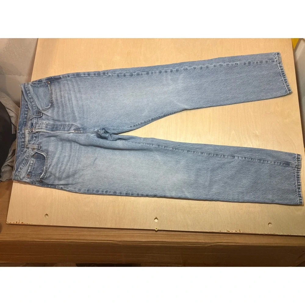 Levis 501 Original Fit Mens Light Wash Blue Denim Straight Leg Jeans W31 L32